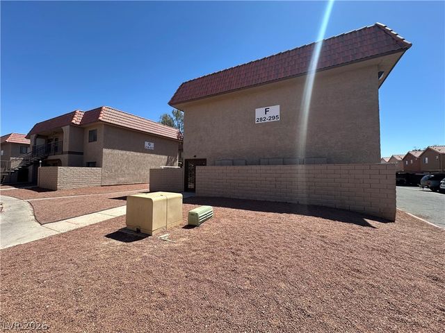 4300 North Lamont Street 282, Las Vegas, NV 89115