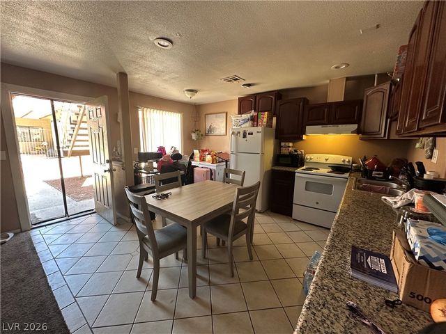4300 North Lamont Street 282, Las Vegas, NV 89115