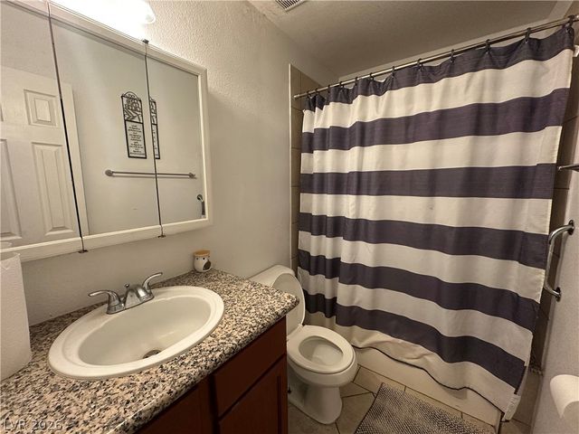 4300 North Lamont Street 282, Las Vegas, NV 89115