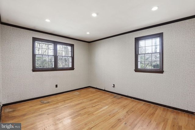 7220 BROOKCREST PL, Annandale, VA 22003