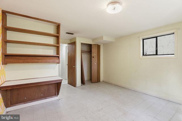 7220 BROOKCREST PL, Annandale, VA 22003