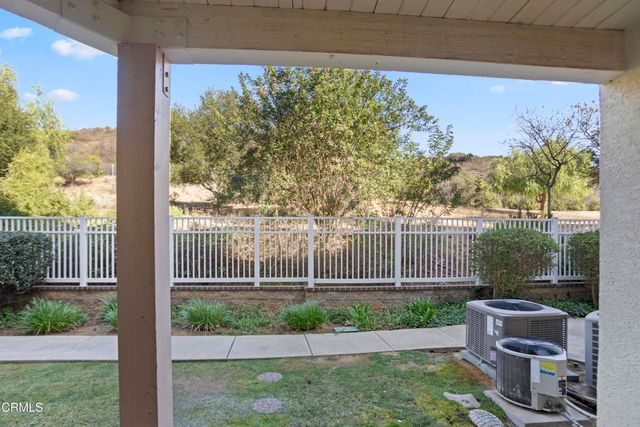 5805 Oak Bend Lane 208, Oak Park, CA 91377