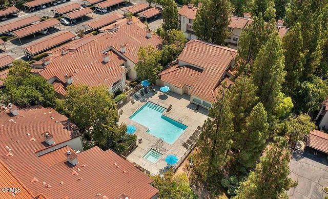 5805 Oak Bend Lane 208, Oak Park, CA 91377