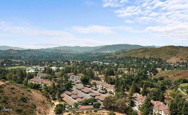 5805 Oak Bend Lane 208, Oak Park, CA 91377