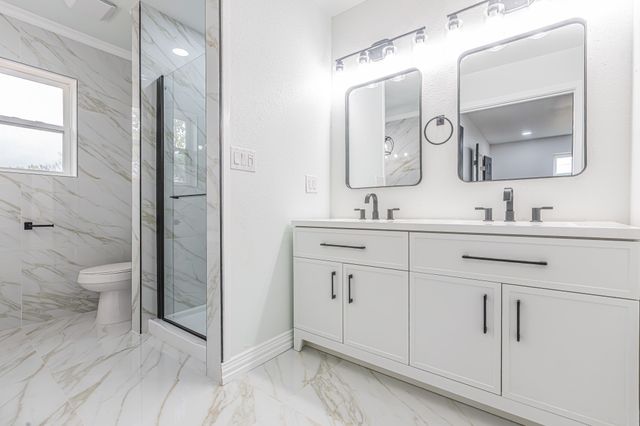 11300 Smallwood Drive, Burleson, TX 76028