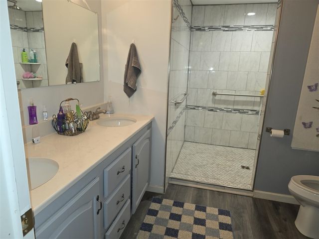 1302 Country View Lane, Fremont, MI 49412