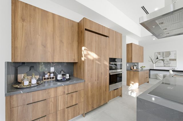 1308 Avocado Isle, Fort Lauderdale, FL 33315