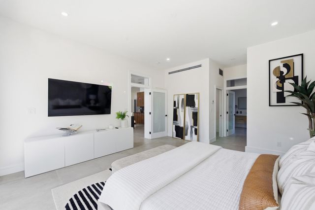 1308 Avocado Isle, Fort Lauderdale, FL 33315