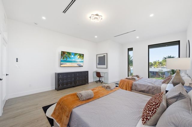 1308 Avocado Isle, Fort Lauderdale, FL 33315