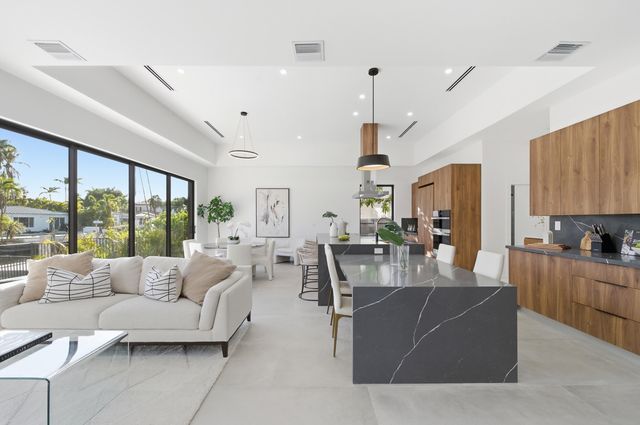 1308 Avocado Isle, Fort Lauderdale, FL 33315