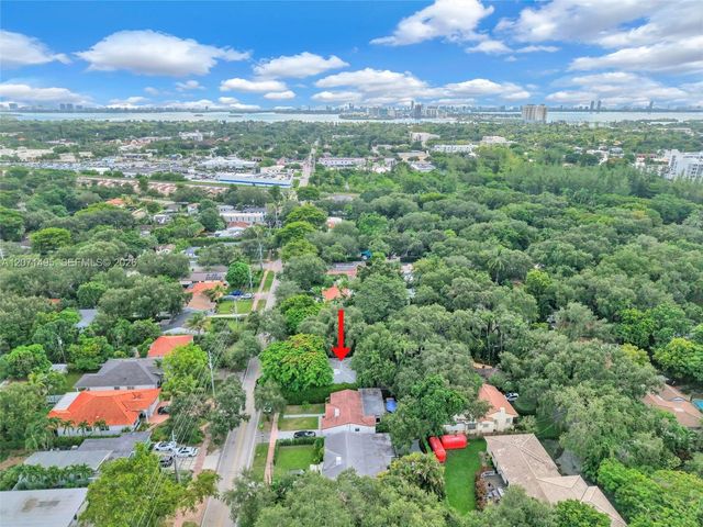 370 NE 87th Street, El Portal, FL 33138
