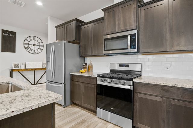 7901 Rancho Vista Blvd W, Corpus Christi, TX 78414