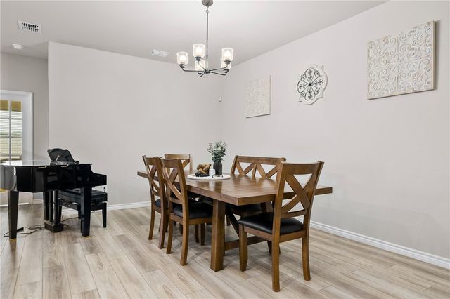 7901 Rancho Vista Blvd W, Corpus Christi, TX 78414