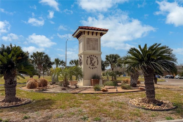 7901 Rancho Vista Blvd W, Corpus Christi, TX 78414