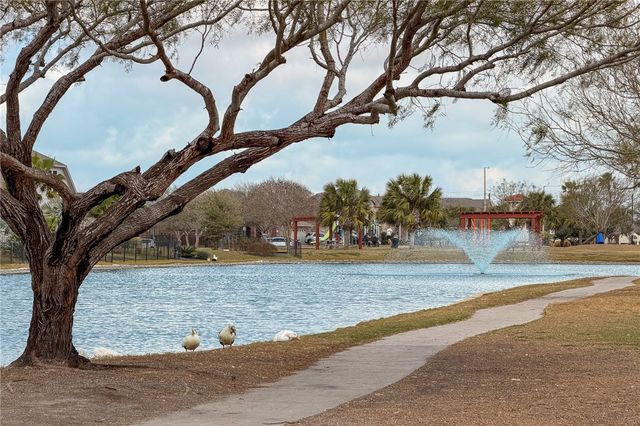 7901 Rancho Vista Blvd W, Corpus Christi, TX 78414