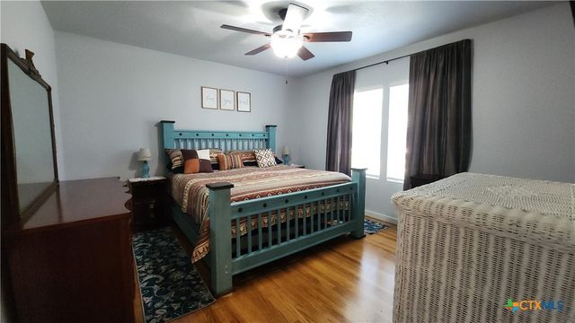 1804 N Goldman Street, Victoria, TX 77901