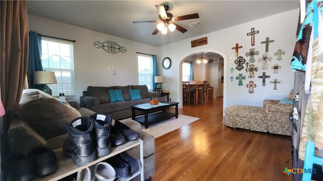 1804 N Goldman Street, Victoria, TX 77901
