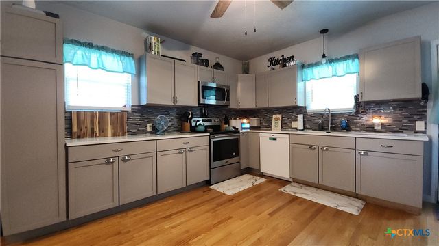 1804 N Goldman Street, Victoria, TX 77901