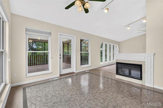 74 Forest Hills Drive, Washington, MO 63090