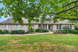 74 Forest Hills Drive, Washington, MO 63090