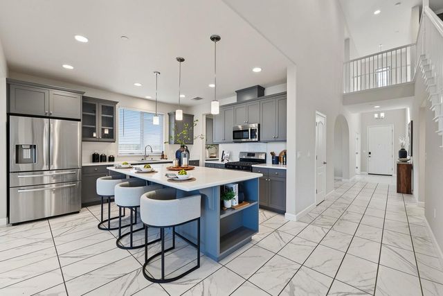 1434 Riva Trigoso Dr, Manteca, CA 95337