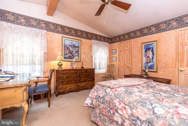 18 WILLIAMS WAY, Sellersville, PA 18960