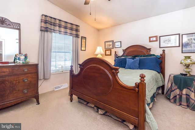 18 WILLIAMS WAY, Sellersville, PA 18960