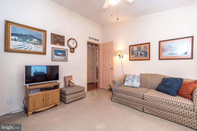 18 WILLIAMS WAY, Sellersville, PA 18960