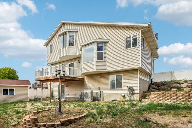 6719 S MOUNTAIN AURA DR, West Jordan, UT 84081