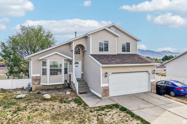 6719 S MOUNTAIN AURA DR, West Jordan, UT 84081