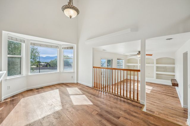 6719 S MOUNTAIN AURA DR, West Jordan, UT 84081