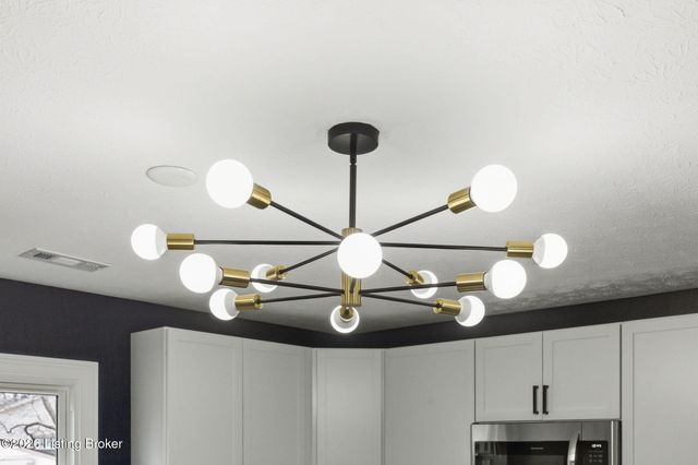 3417 Lafollette Dr, Jeffersontown, KY 40299