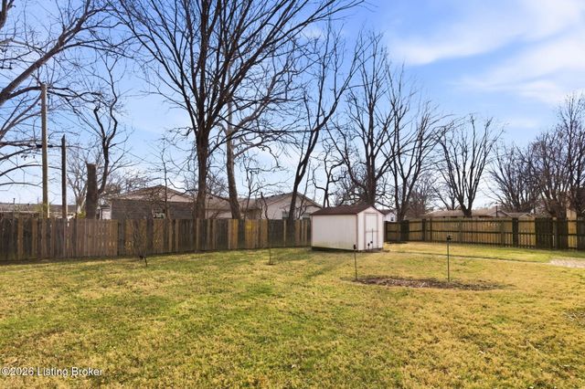 3417 Lafollette Dr, Jeffersontown, KY 40299