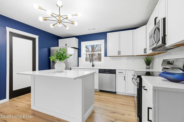 3417 Lafollette Dr, Jeffersontown, KY 40299