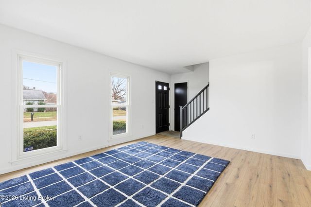 3417 Lafollette Dr, Jeffersontown, KY 40299