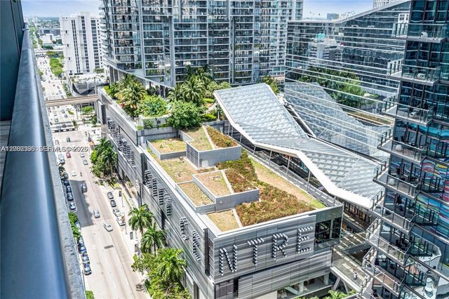 801 S Miami Ave 2006, Miami, FL 33130