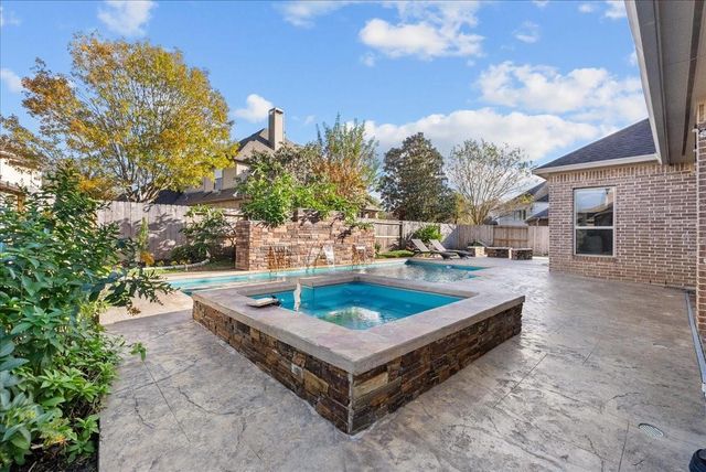 1358 Porta Rosa Lane, League City, TX 77573