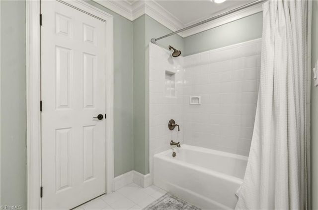 4316 Doverstone Lane, Greensboro, NC 27407