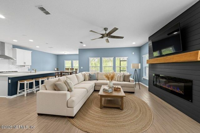 200 STARNBERG Court, St. Augustine, FL 32095