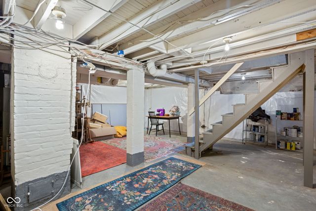 5321 Carrollton Avenue, Indianapolis, IN 46220