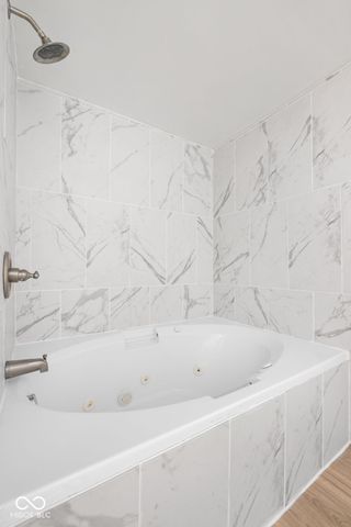 5321 Carrollton Avenue, Indianapolis, IN 46220