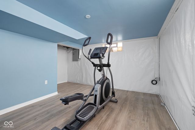 5321 Carrollton Avenue, Indianapolis, IN 46220