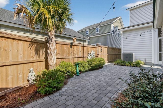 1963 Longhorn Lane, Summerville, SC 29485