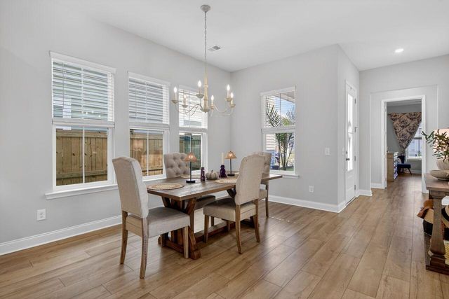 1963 Longhorn Lane, Summerville, SC 29485