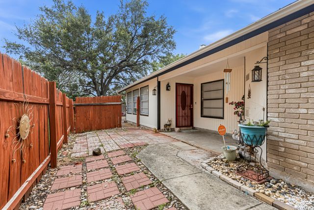 11406 Hatchet Pass, San Antonio, TX 78245
