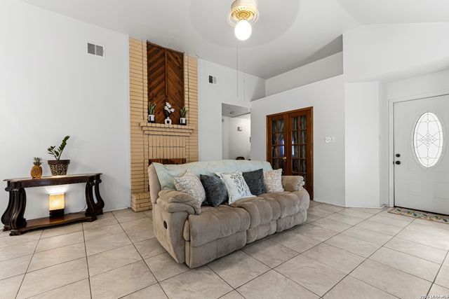 11406 Hatchet Pass, San Antonio, TX 78245