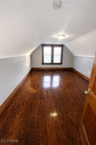 4415 Pearse Avenue, Newburgh Heights, OH 44105