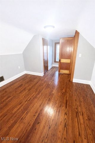 4415 Pearse Avenue, Newburgh Heights, OH 44105