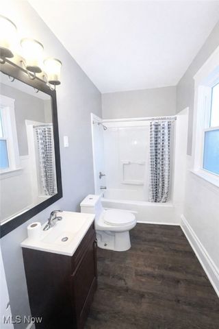 4415 Pearse Avenue, Newburgh Heights, OH 44105