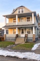 4415 Pearse Avenue, Newburgh Heights, OH 44105